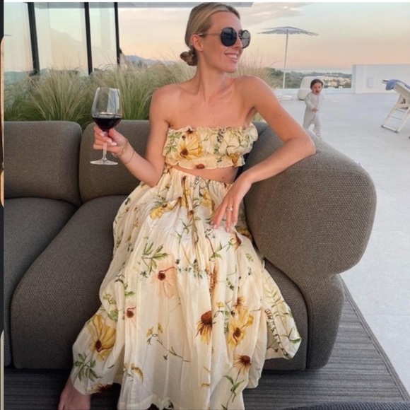 H&M Dresses & Skirts - H&M WILDFLOWER COLLECTION BANDEAU and SKIRT SET BLOGGERS FAV